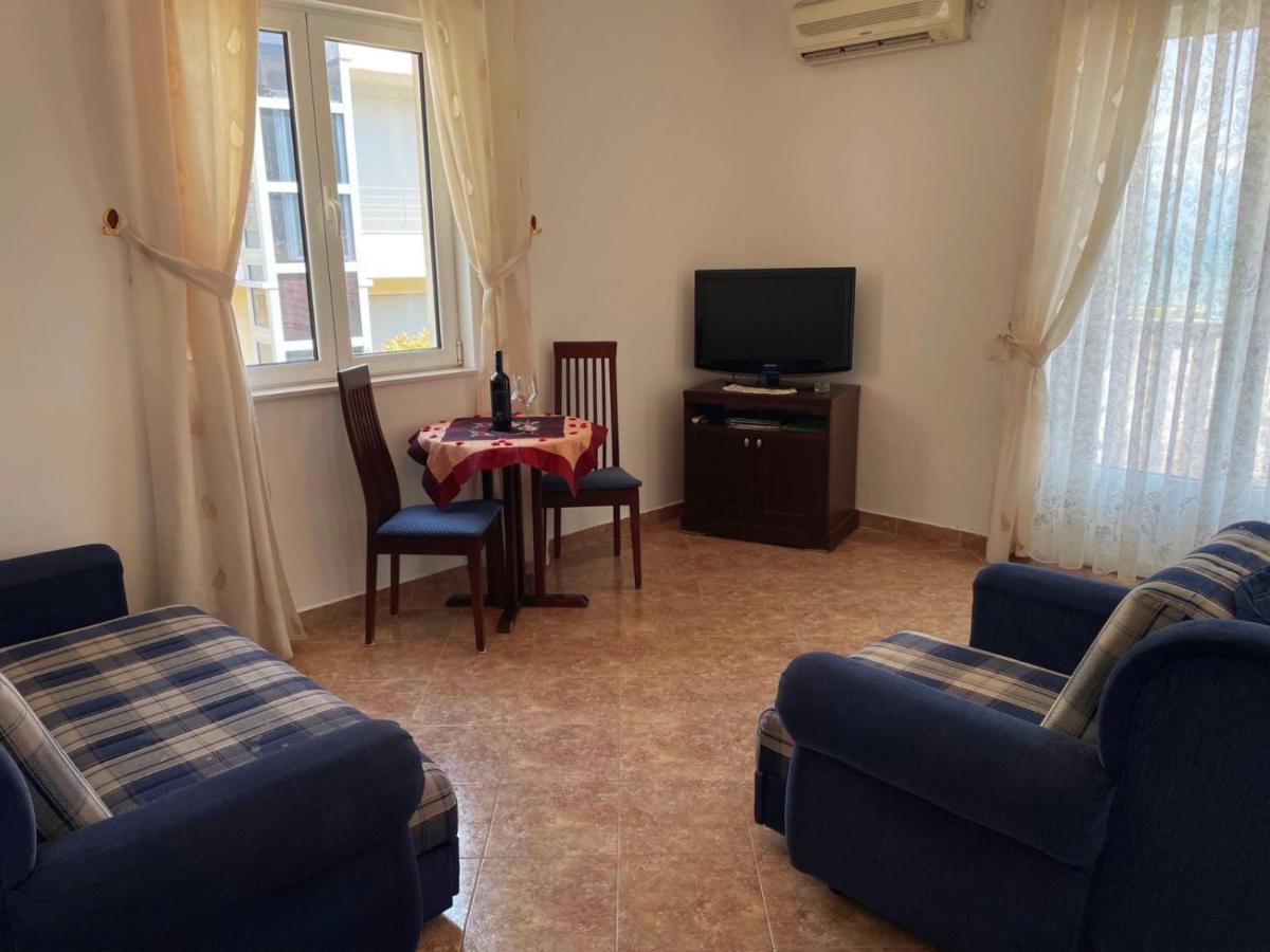 הרצג-נובי Apartmani Mina מראה חיצוני תמונה